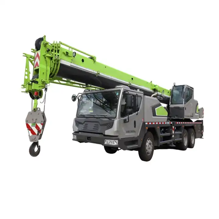 second-hand truck crane pto pump crane ZTC250A562 engine stage III 25 Ton 80KM/H for truck